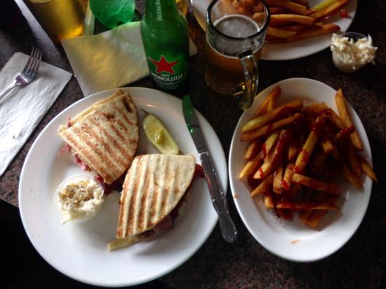 Hector's Restaurant